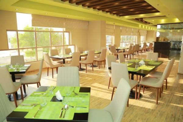 Royal View Hotel Рас ал Хайм Екстериор снимка